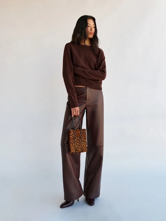 Reformation Sweaters - Reformation Nikki Cashmere Crew Brown - Size M